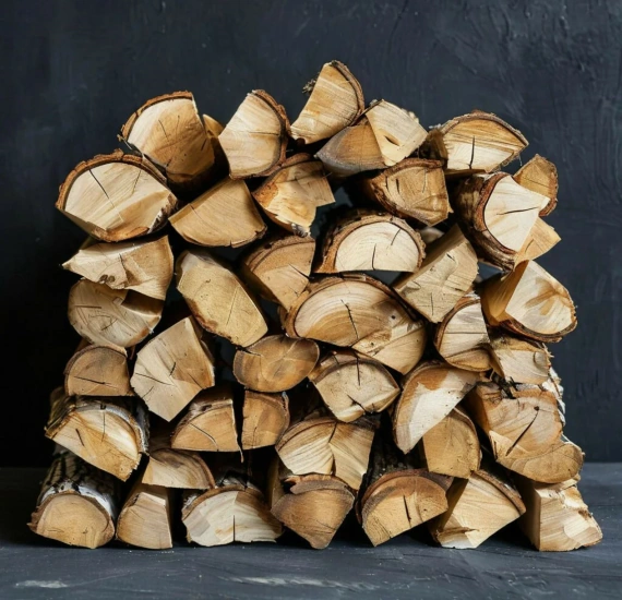 Когда лучше покупать дрова?